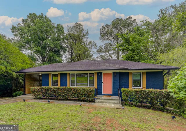 Photo 3 of Single family home for sale at 2135 Brannen Rd Se, Atlanta, GA 30316 | MLS# 10839005 | Listing updated on 2026-09-15