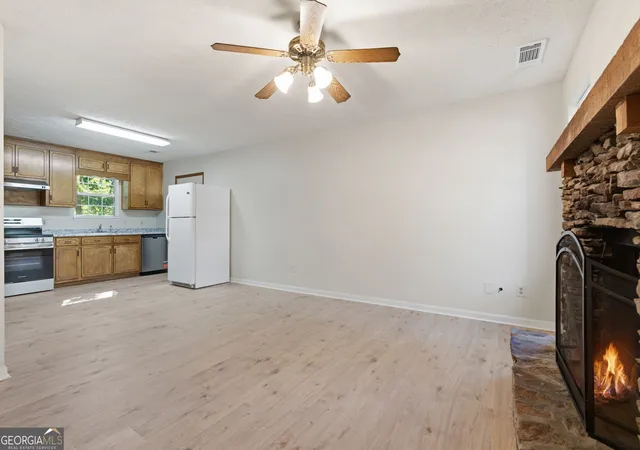 Photo 4 of Single family home for sale at 2665 Pilgrim Ml Rd, Cumming, GA 30041 | MLS# 10840434 | Listing updated on 2026-09-06