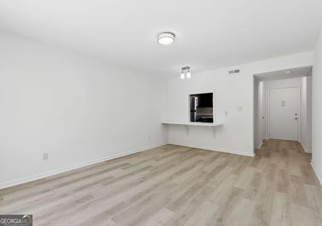 Photo 2 of Condo for sale at 5400 Roswell Rd #G5, Atlanta, GA 30342 | MLS# 10733352 | Listing updated on 2026-09-17