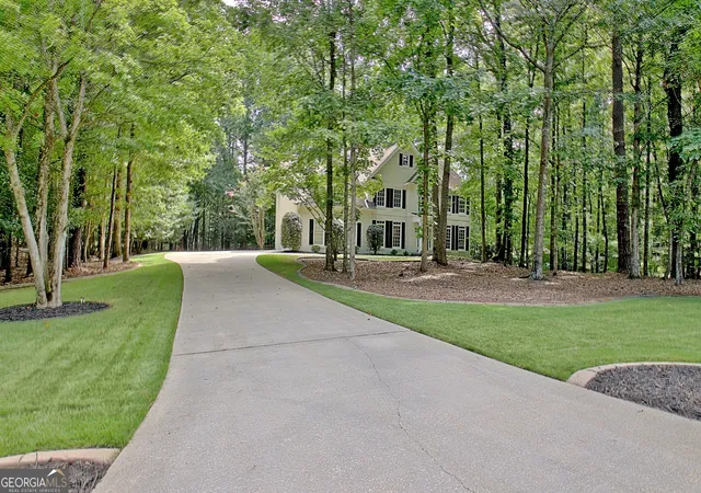 Photo 1 of Single family home for sale at 255 Inverness Shrs Dr, Fayetteville, GA 30215 | MLS# 10845380 | Listing updated on 2026-10-05