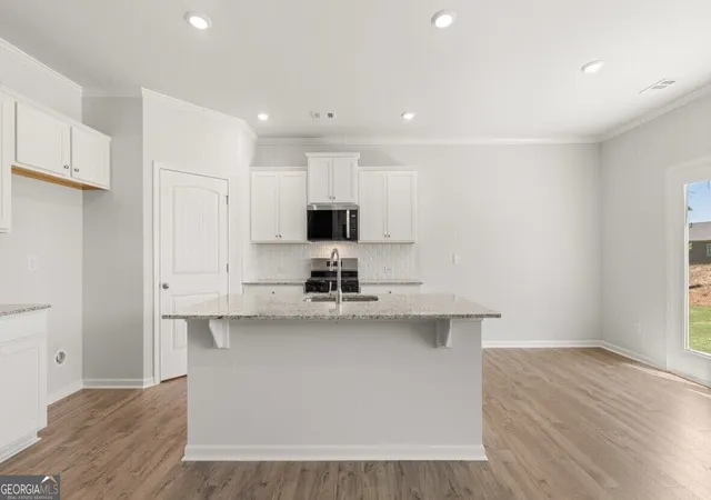 Photo 4 of Single family home for sale at 397 Belmont Dr, Cartersville, GA 30120 | MLS# 10852787 | Listing updated on 2026-10-08