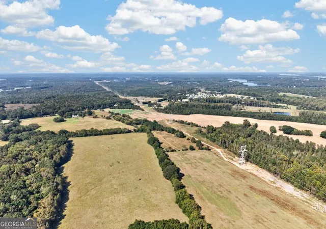 Photo 2 of Single family home for sale at 366 Old Phoenix Rd, Eatonton, GA 31024 | MLS# 10880353 | Listing updated on 2026-10-28
