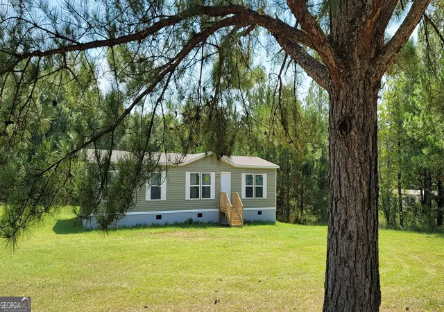 Photo 48 of Manufactured home for sale at 121 Pecan Grv Rd, Sylvania, GA 30467 | MLS# 10841556 | Listing updated on 2026-10-01