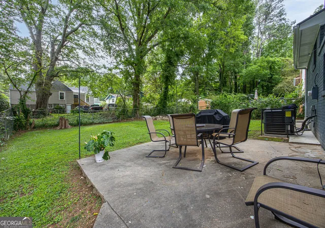 Photo 20 of Single family home for sale at 1392 Willow Trl Sw, Atlanta, GA 30311 | MLS# 10783470 | Listing updated on 2026-09-10