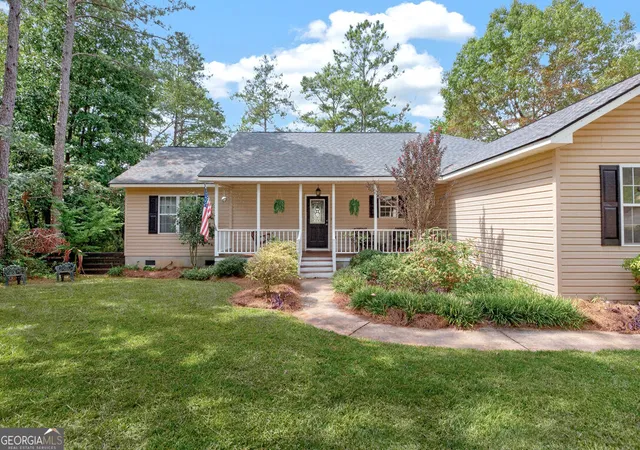 Photo 3 of Sale Pending at 103 Willow Glen, Centerville, GA 31028 | MLS# 10850231 | Listing updated on 2026-09-28