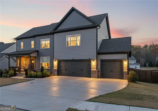 Photo 2 of Single family home for sale at 103 Parkers Pl, Hoschton, GA 30548 | MLS# 10849077 | Listing updated on 2026-10-02