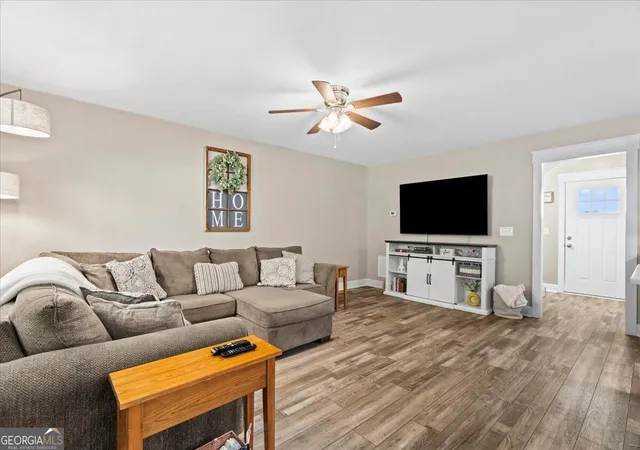 Photo 3 of Single family home for sale at 3210 Crow Rd NE, Dalton, GA 30721 | MLS# 10842781 | Listing updated on 2026-10-12