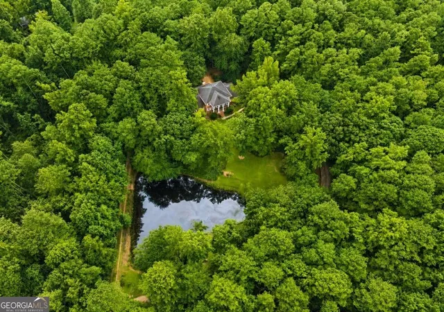 Photo 1 of Sale Pending at 385 Hicks Farm Rd Nw, Acworth, GA 30102 | MLS# 10843793 | Listing updated on 2026-09-15