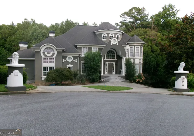 Photo 2 of Single family home for sale at 910 Woodward Park Dr, Suwanee, GA 30024 | MLS# 10837865 | Listing updated on 2026-09-15