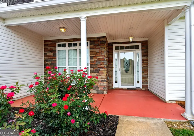 Photo 3 of Sale Pending at 105 Churchill Dr, Lagrange, GA 30241 | MLS# 10839602 | Listing updated on 2026-09-30