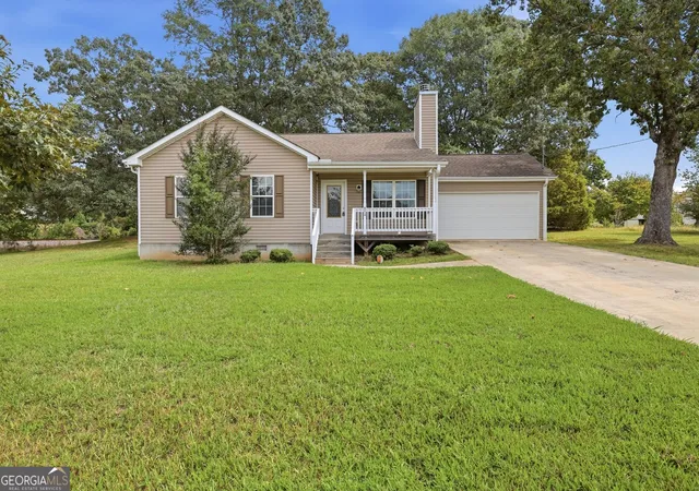 Photo 2 of Single family home for sale at 6214 Helen St, Lula, GA 30554 | MLS# 10848600 | Listing updated on 2026-10-02