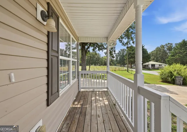 Photo 3 of Single family home for sale at 6214 Helen St, Lula, GA 30554 | MLS# 10848600 | Listing updated on 2026-10-02