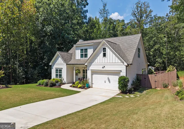 Photo 2 of Single family home for sale at 210 Masters Way, Athens, GA 30607 | MLS# 10847695 | Listing updated on 2026-10-02