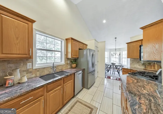 Photo 4 of Single family home for sale at 2588 Kennesaw Springs Ct Nw, Kennesaw, GA 30144 | MLS# 10835010 | Listing updated on 2026-10-24