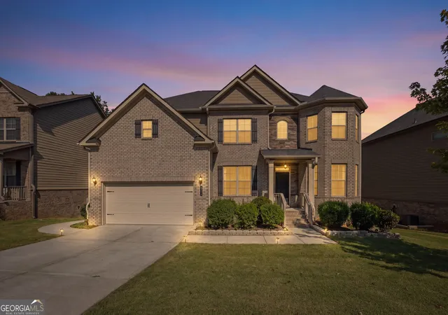 Photo 1 of Single family home for sale at 1530 Dahlia Dr, Cumming, GA 30040 | MLS# 10849153 | Listing updated on 2026-10-03