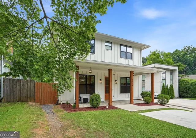 Photo 3 of Single family home for sale at 2114 Memorial Dr Se, Atlanta, GA 30317 | MLS# 10849540 | Listing updated on 2026-10-03