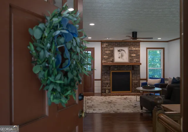 Photo 1 of Single family home for sale at 4512 Creekwood Cir Nw, Kennesaw, GA 30152 | MLS# 10841441 | Listing updated on 2026-09-24