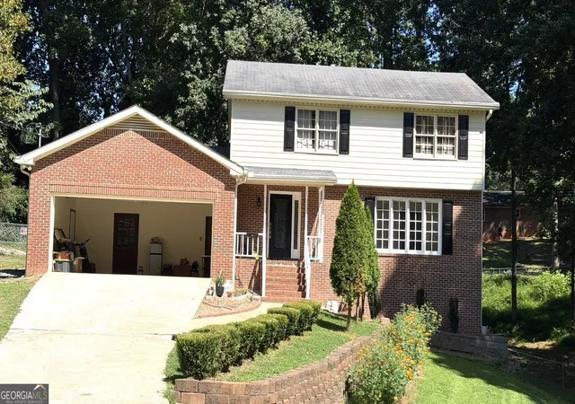 Photo 1 of Single family home for sale at 574 Hickory Hills Ct, Stone Mountain, GA 30083 | MLS# 10838772 | Listing updated on 2026-09-16
