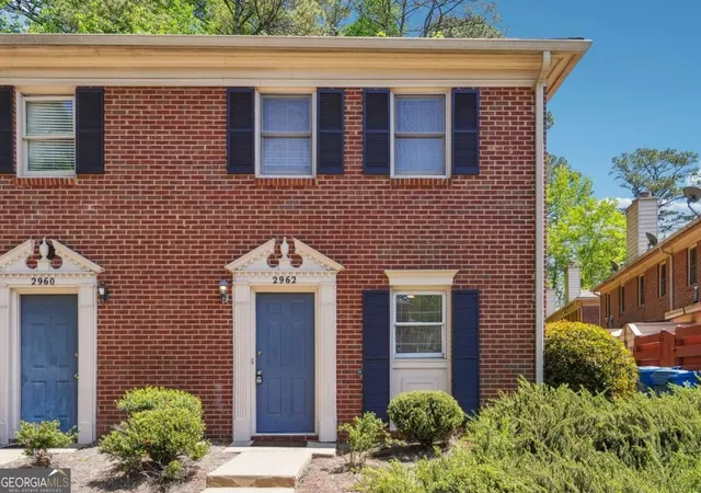 Photo 1 of Townhouse for sale at 2962 Webb Brg Rd, Alpharetta, GA 30009 | MLS# 10849816 | Listing updated on 2026-09-23