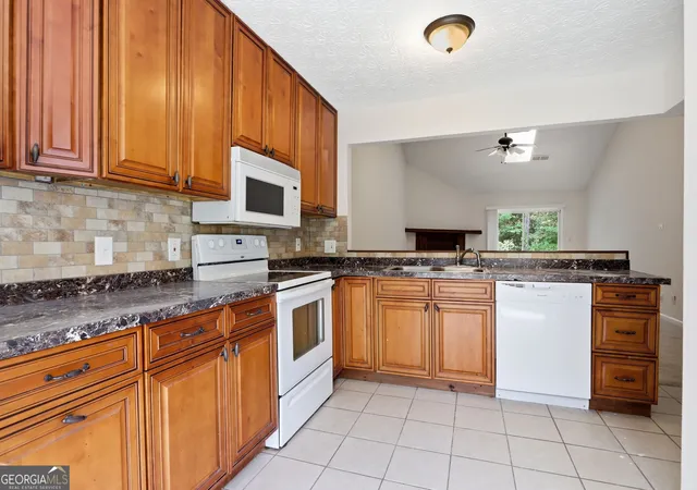 Photo 2 of Sale Pending at 5137 Hl Farm Dr Ne #0, Woodstock, GA 30188 | MLS# 10841284 | Listing updated on 2026-09-12
