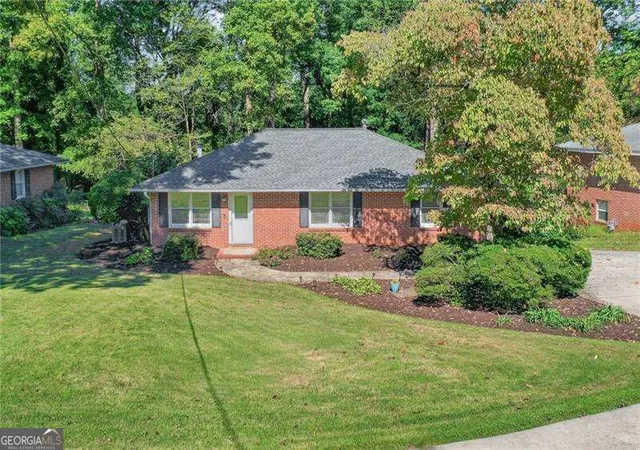 Photo 1 of Single family home for sale at 2085 Clearwater Dr, Marietta, GA 30067 | MLS# 10872712 | Listing updated on 2026-10-28