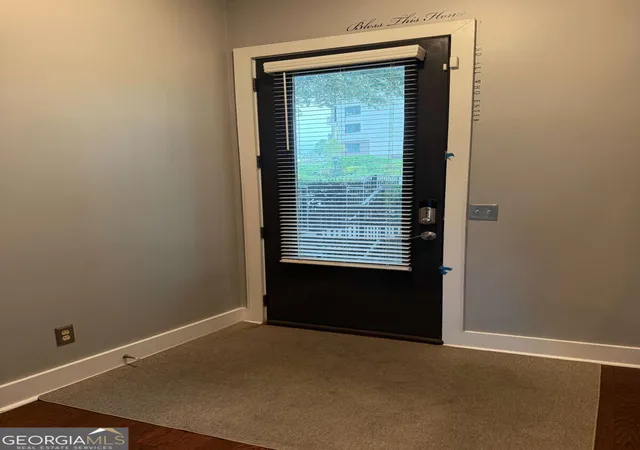 Listing Photo 1 - Condo for sale in building located at 1195 Milton Ter Se, Atlanta, GA 30315 - Unit #5201