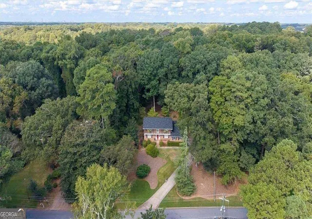 Photo 3 of Single family home for sale at 2206 Deer Ridge Dr, Smoke Rise, GA 30087 | MLS# 10846768 | Listing updated on 2026-09-30