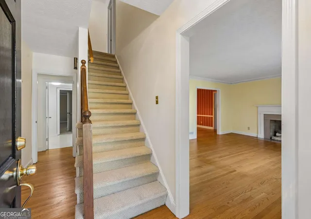 Photo 2 of Single family home for sale at 1045 Citadel Dr NE, Atlanta, GA 30324 | MLS# 10878988 | Listing updated on 2026-10-28