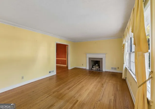 Photo 3 of Single family home for sale at 1045 Citadel Dr NE, Atlanta, GA 30324 | MLS# 10878988 | Listing updated on 2026-10-28