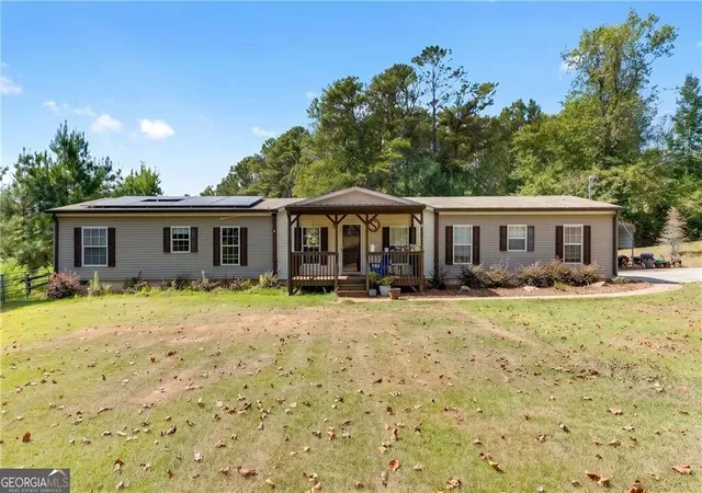 Photo 1 of Single family home for sale at 4353 Flatbottom Rd, Ball Ground, GA 30107 | MLS# 10850503 | Listing updated on 2026-10-05