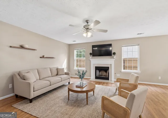 Photo 3 of Single family home for sale at 313 Westminster Dr, Canton, GA 30114 | MLS# 10792456 | Listing updated on 2026-09-30