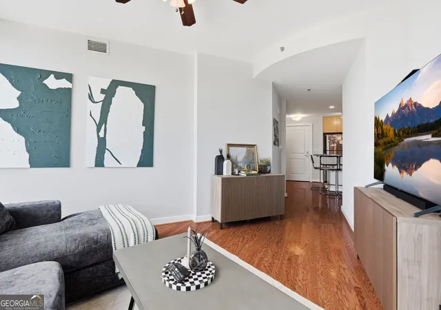 Photo 2 of Condo for sale at 3338 Peachtree Rd NE #1804, Atlanta, GA 30326 | MLS# 10836469 | Listing updated on 2026-09-14