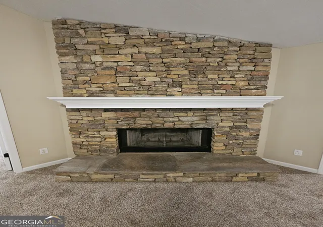 Photo 4 of Single family home for sale at 25 Hearthstone Dr, Stockbridge, GA 30281 | MLS# 10837067 | Listing updated on 2026-10-09