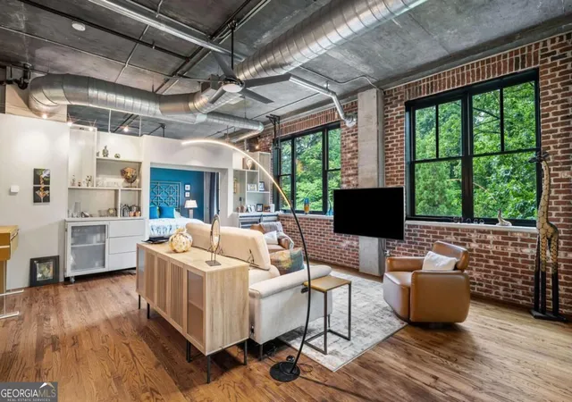 Photo 1 of Condo for sale at 3235 Roswell Rd NE #405, Atlanta, GA 30305 | MLS# 10844947 | Listing updated on 2026-09-26