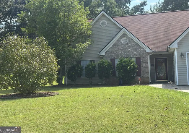 Photo 3 of Single family home for sale at 245 Butler Brg Cir, Covington, GA 30016 | MLS# 10851500 | Listing updated on 2026-09-23