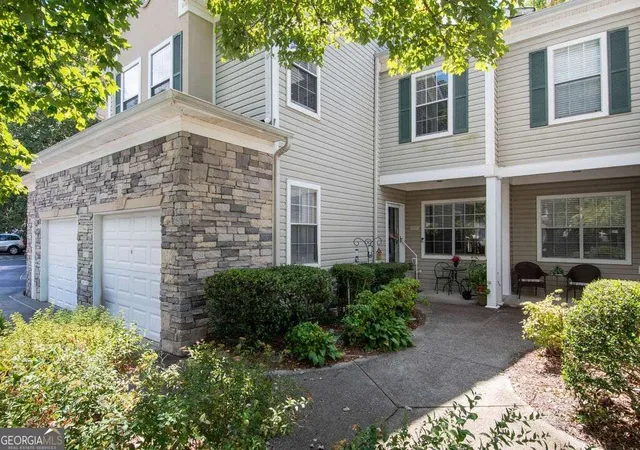 Listing Photo 3 - Condo for sale in building located at 510 Las Brasis Ct, Peachtree City, GA 30269