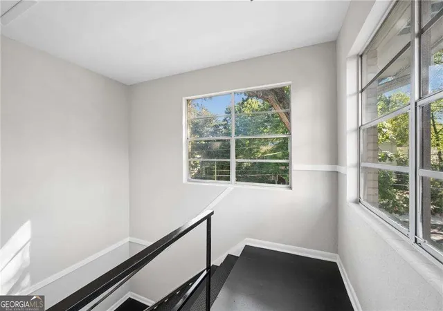 Listing Photo 2 - Condo for sale in building located at 816 Piedmont Ave Ne, Atlanta, GA 30308 - Unit #2