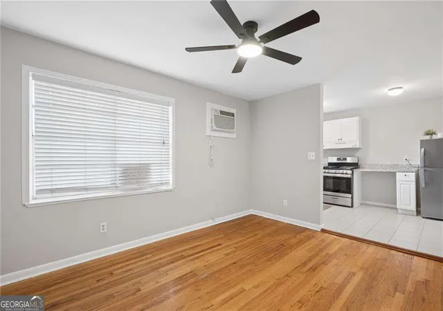 Listing Photo 5 - Condo for sale in building located at 816 Piedmont Ave Ne, Atlanta, GA 30308 - Unit #2