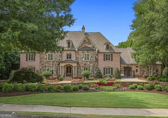 Photo 1 of Mansion for sale at 2915 Manor Brg Dr, Alpharetta, GA 30004 | MLS# 10845397 | Listing updated on 2026-09-29