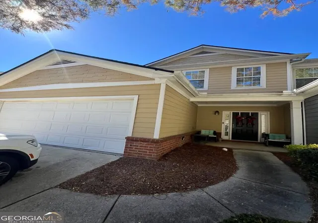 Photo 3 of Townhouse for sale at 5600 Suttles Dr SW, Atlanta, GA 30331 | MLS# 10880448 | Listing updated on 2026-10-28