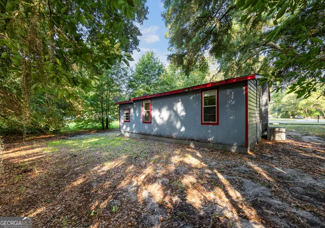 Photo 3 of Sale Pending at 902 Martin Luther King Jr Blvd, Darien, GA 31305 | MLS# 10786135 | Listing updated on 2026-09-28