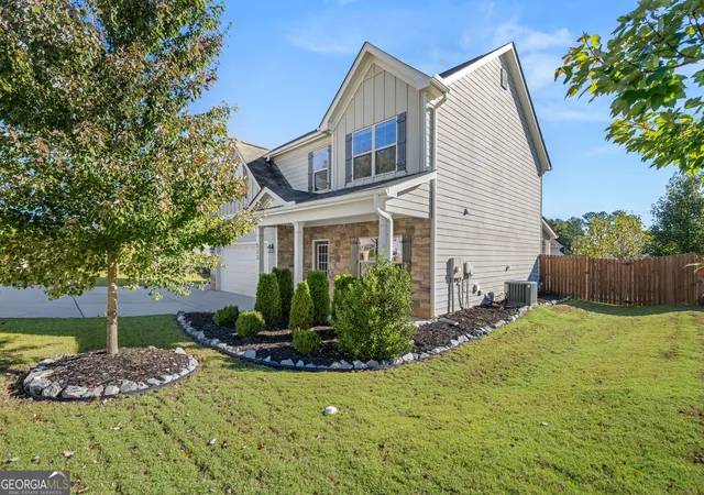 Photo 3 of Single family home for sale at 533 Evergreen Way, Jefferson, GA 30549 | MLS# 10878952 | Listing updated on 2026-10-29