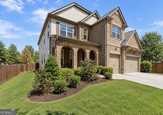 Photo 2 of Single family home for sale at 731 Red Wolf Run, South Fulton, GA 30349 | MLS# 10845347 | Listing updated on 2026-10-09