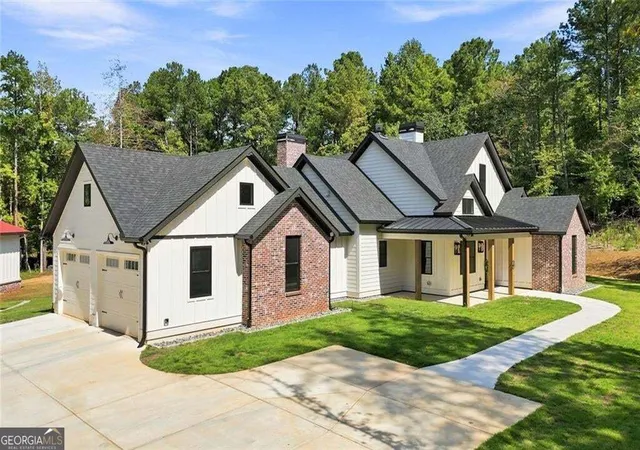 Photo 4 of Single family home for sale at 378 Ficklen Pl, Canton, GA 30114 | MLS# 10843082 | Listing updated on 2026-09-24
