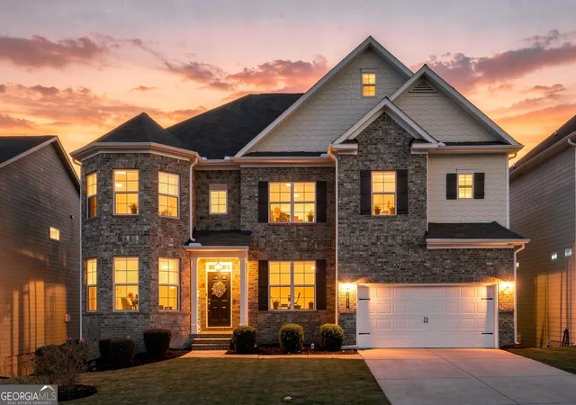 Photo 2 of Sale Pending at 2679 Ogden Trl, Buford, GA 30519 | MLS# 10842252 | Listing updated on 2026-09-22