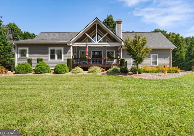 Photo 2 of Single family home for sale at 1702 Cedar Cliff Rd, Hiawassee, GA 30546 | MLS# 10843311 | Listing updated on 2026-09-11