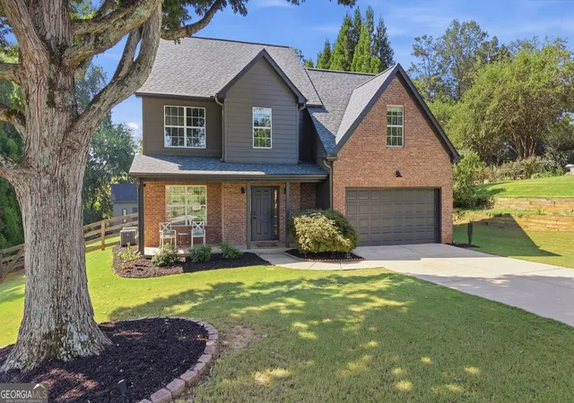 Photo 3 of Single family home for sale at 4870 Haley Farms Dr, Cumming, GA 30040 | MLS# 10849562 | Listing updated on 2026-09-22