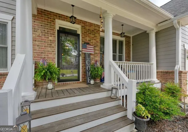 Photo 3 of Single family home for sale at 130 Newcastle Walk, Woodstock, GA 30188 | MLS# 10814022 | Listing updated on 2026-09-11