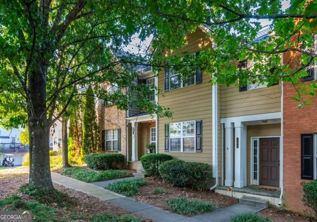 Photo 2 of Townhouse for sale at 504 Blossom Way, Woodstock, GA 30188 | MLS# 10843782 | Listing updated on 2026-09-11
