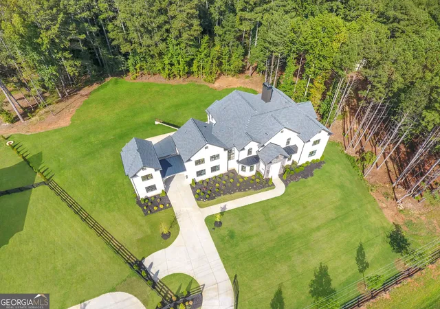 Photo 2 of Mansion for sale at 15794 Thompson Rd, Milton, GA 30004 | MLS# 10798635 | Listing updated on 2026-09-09